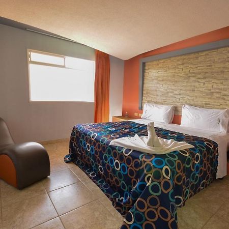 Motel Venecia Momoxpan Exterior photo