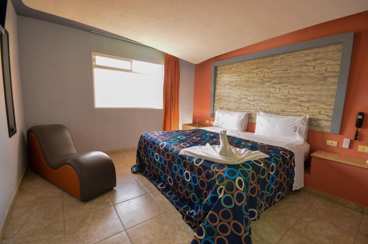 Motel Venecia Momoxpan Exterior photo